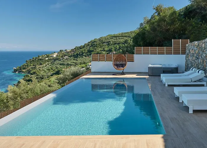 Вилла Alkyonides *